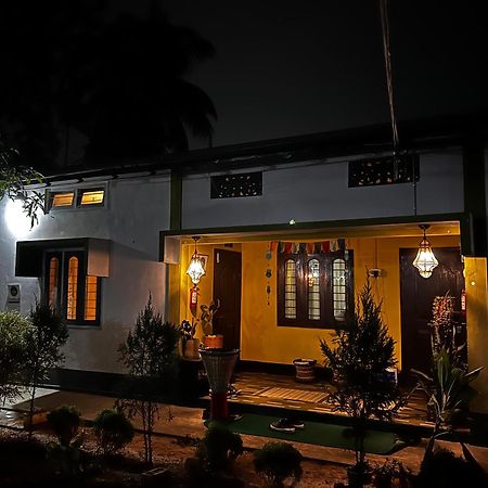 Stargaze Backpackers Hostel Гувахати Екстериор снимка