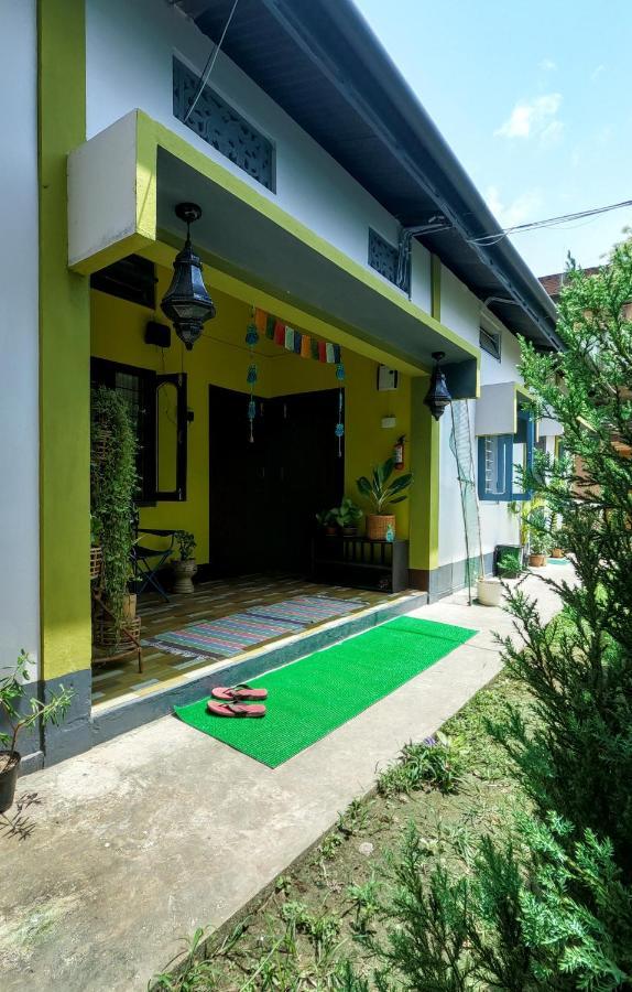 Stargaze Backpackers Hostel Гувахати Екстериор снимка
