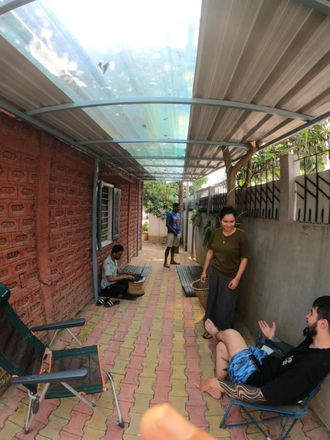 Stargaze Backpackers Hostel Гувахати Екстериор снимка