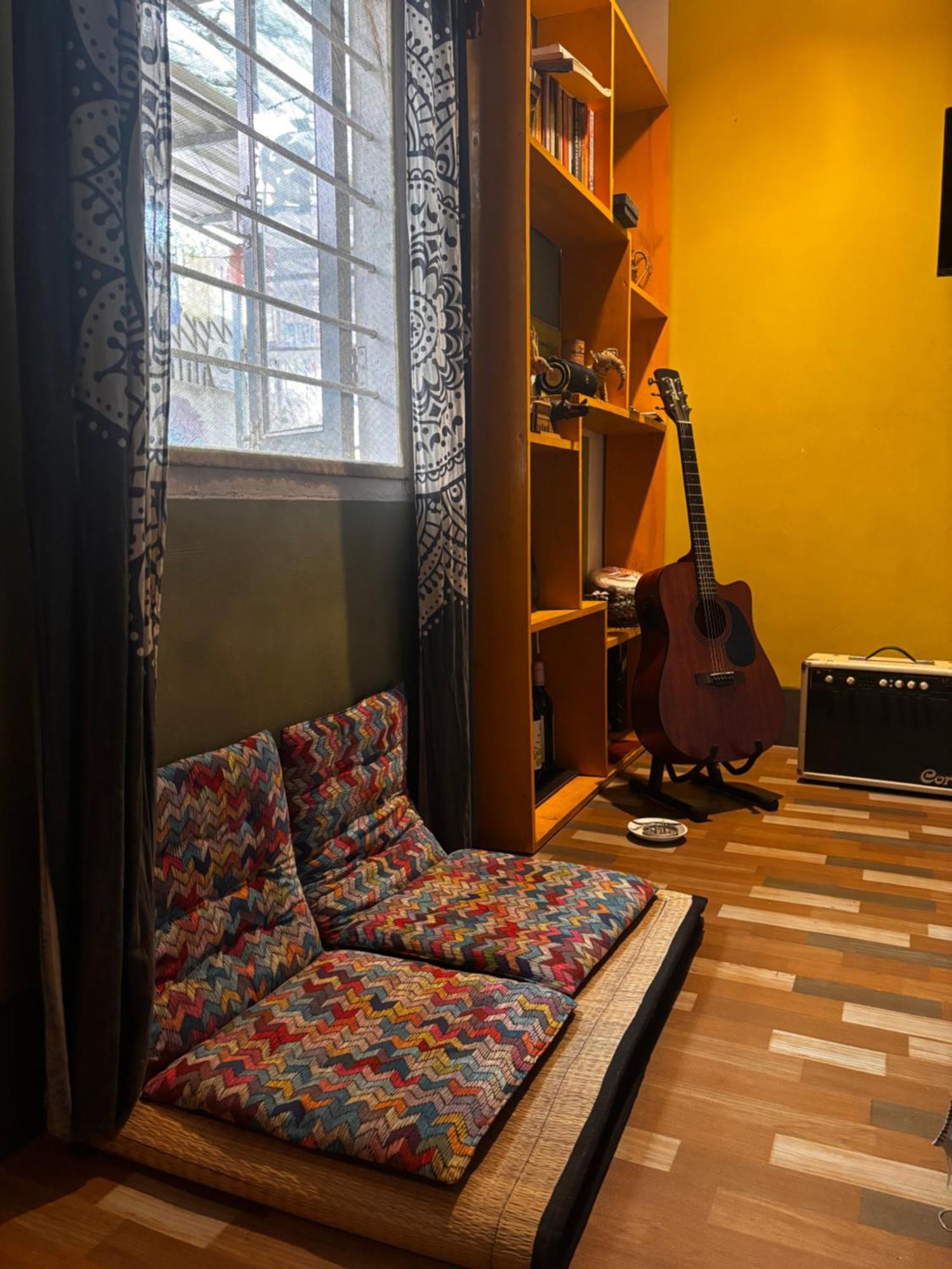 Stargaze Backpackers Hostel Гувахати Екстериор снимка