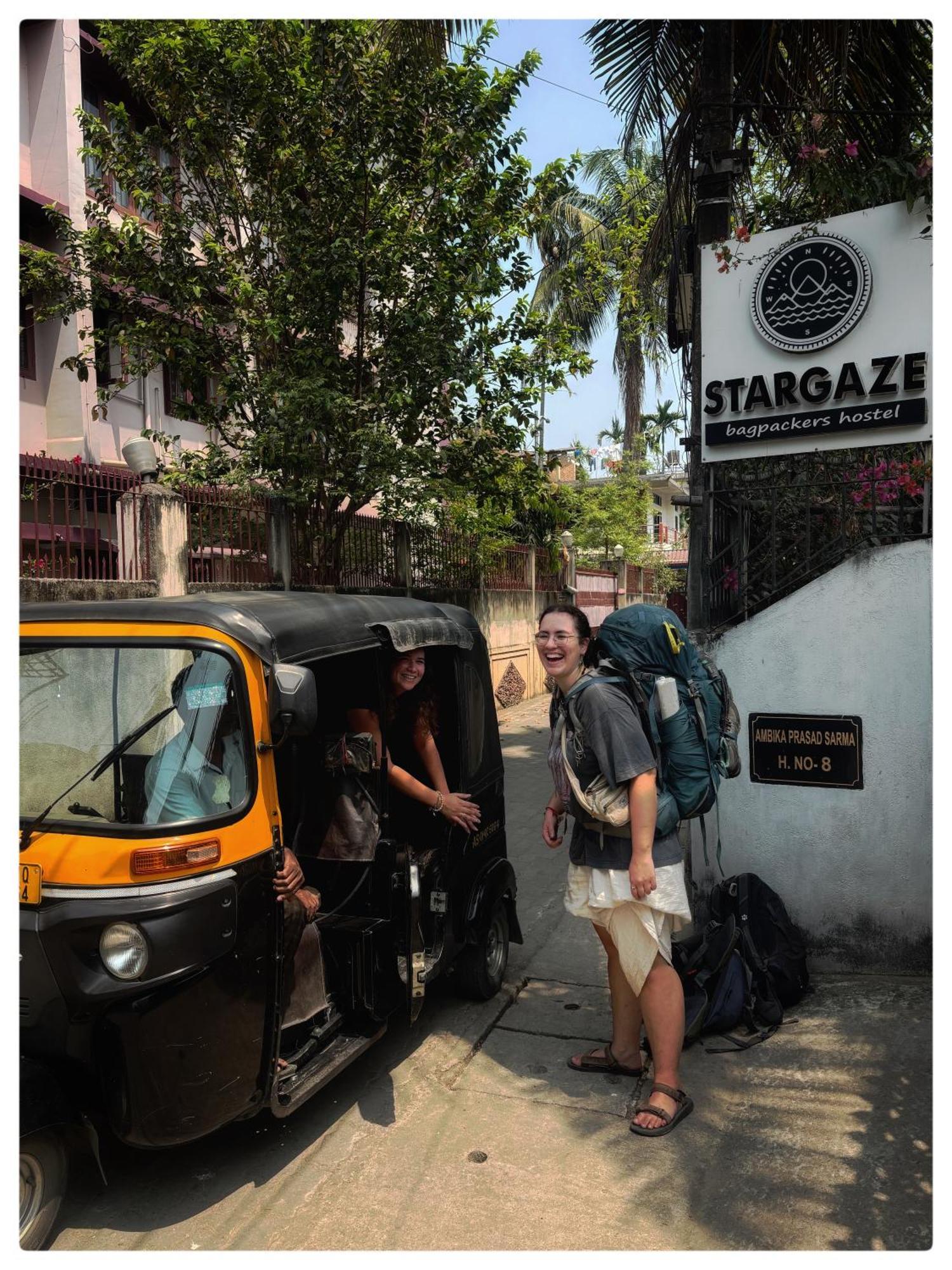 Stargaze Backpackers Hostel Гувахати Екстериор снимка